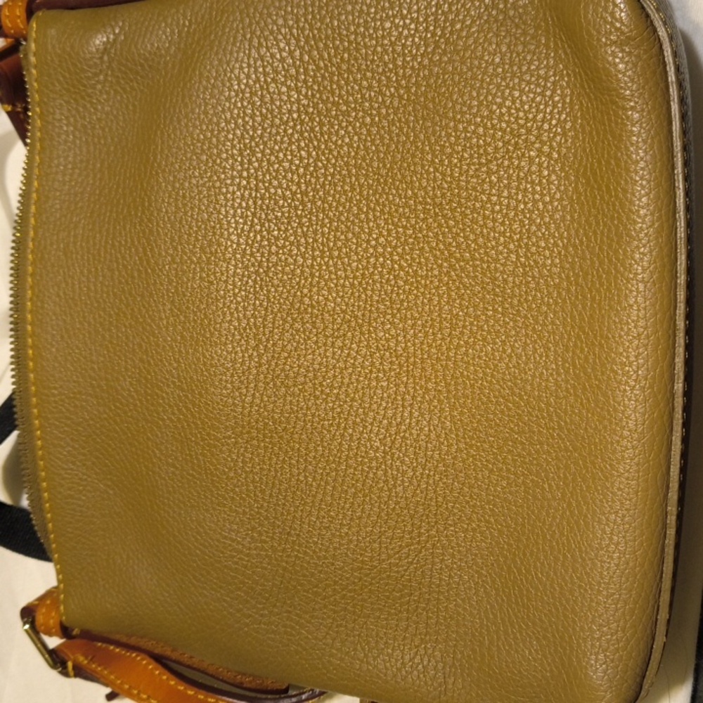 Dooney And Bourke Crossbody Bag - Picture 9 of 11